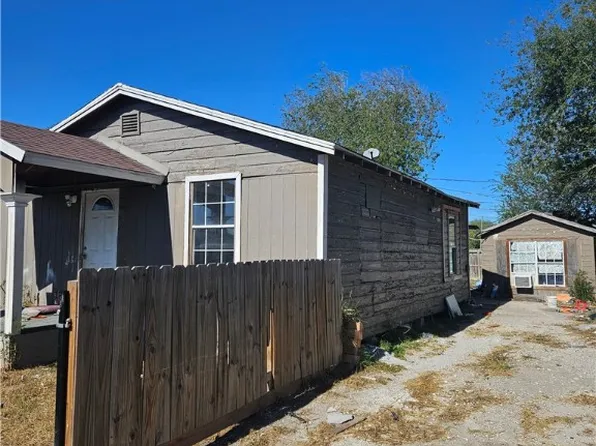 2730 Kitchens St, Corpus Christi, TX 78405