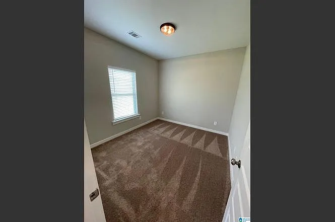 9047 Ivanhoe Dr — Photo 12