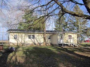 N3175 Midway Ct, Clintonville, WI 54929