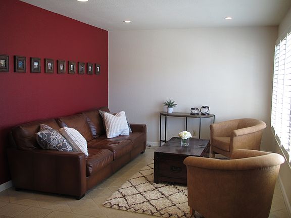 4th image of 378 El Cortez Ave