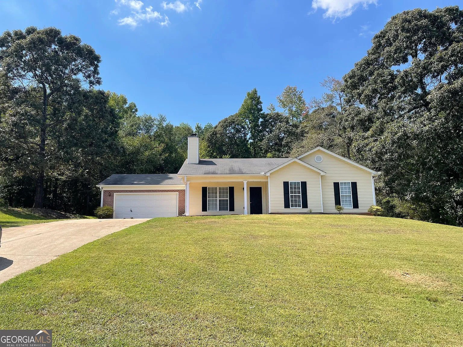 3 bed, 2.0 bath, 1446 sqft, $1,850 — Photo 1