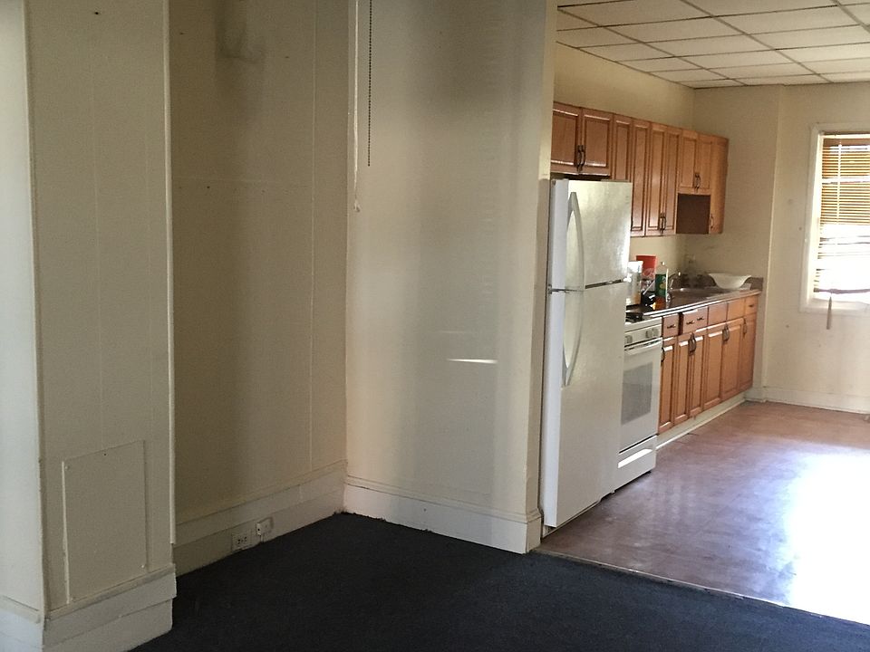 2nd image of 1617 Ramsay St