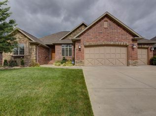 5821 S Belgravia Ave, Springfield, MO 65804