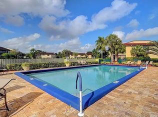 7911 Eastlake Dr #E, Boca Raton, FL 33433