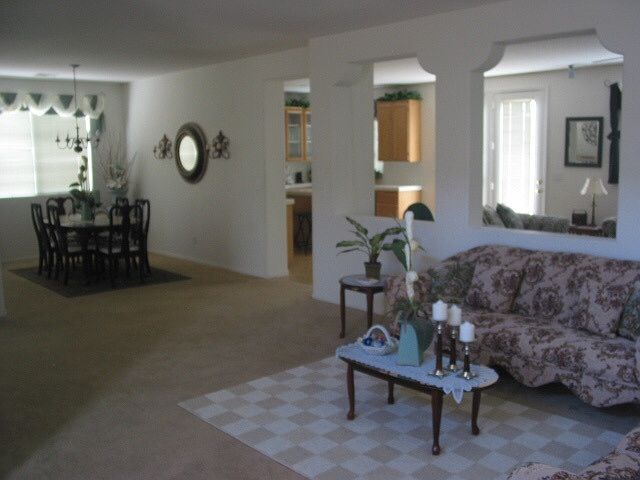 2nd image of 680 Fontayne Ave