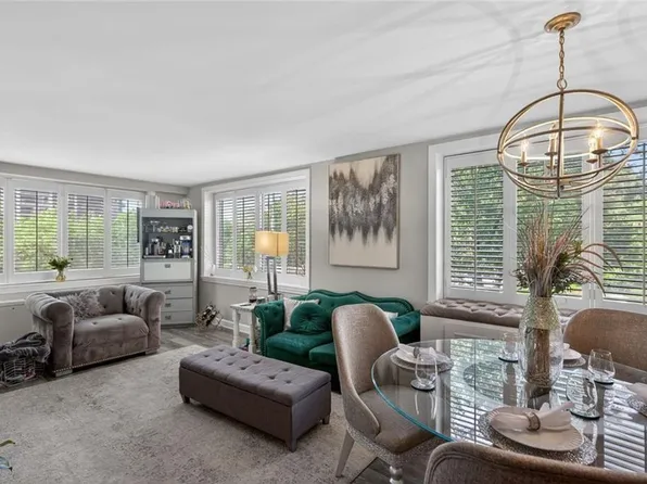 2479 Peachtree Rd NE APT 214, Atlanta, GA 30305