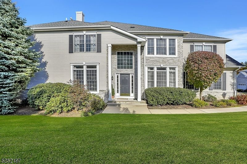 1st image of 24 Schweinberg Dr
