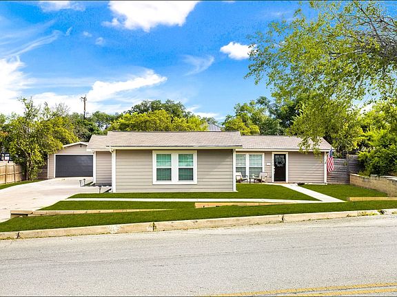 2nd image of 408 Rittiman Rd