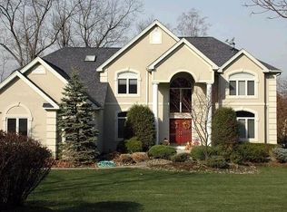 5 Wedge Way, Montebello, NY 10901