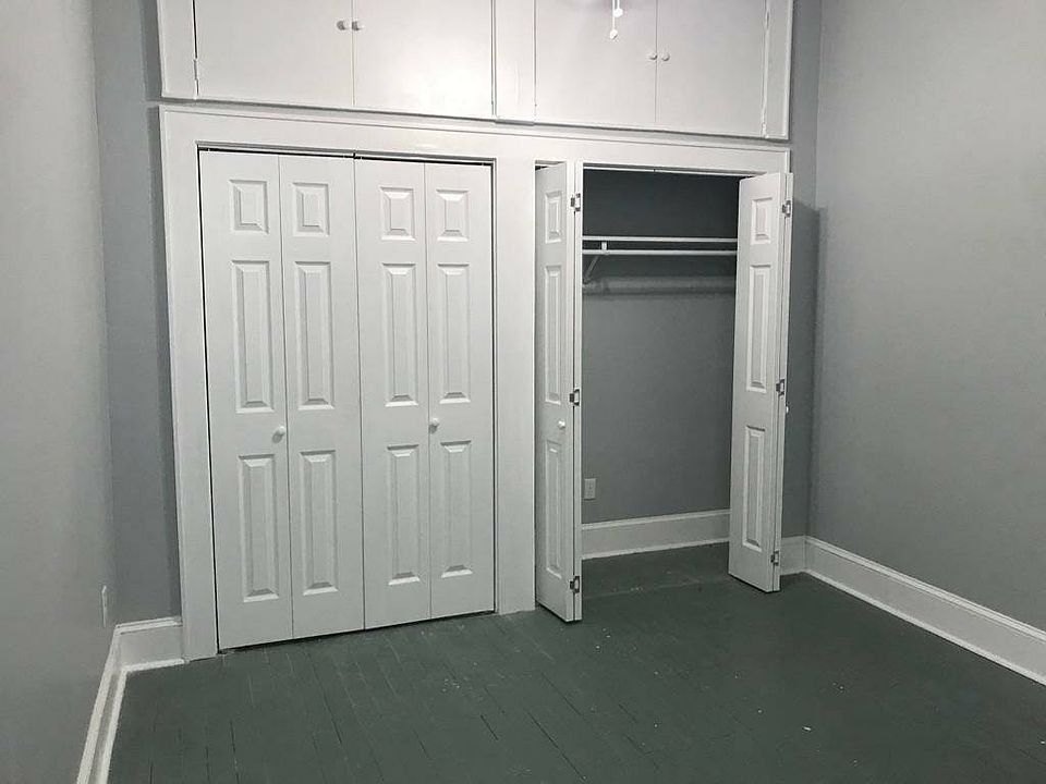 1st image of 718 Lyons St
