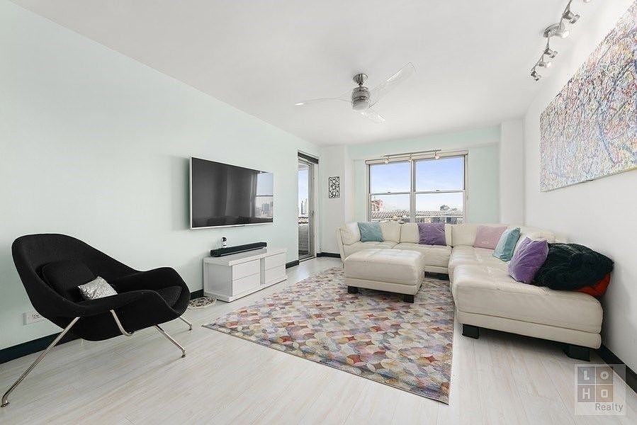 1st image of 455 Franklin D Roosevelt Dr #B1706