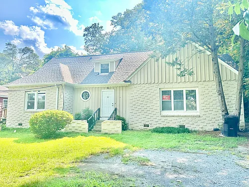 1417 Ebenezer Rd #B Photo 1