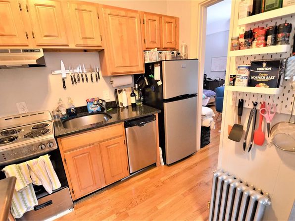 591 Beacon St APT 3
