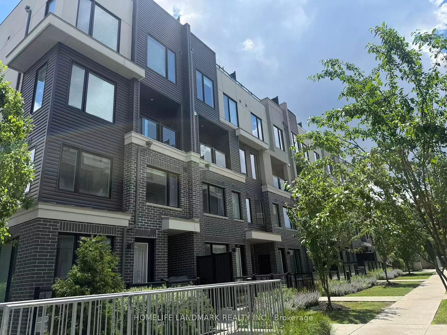 2 bed, $2,800 — Photo 1