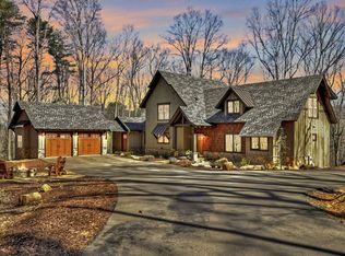 427 Greystone Trce, Ellijay, GA 30536