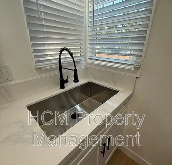 1044 Cedar Ave #1048 — Photo 8