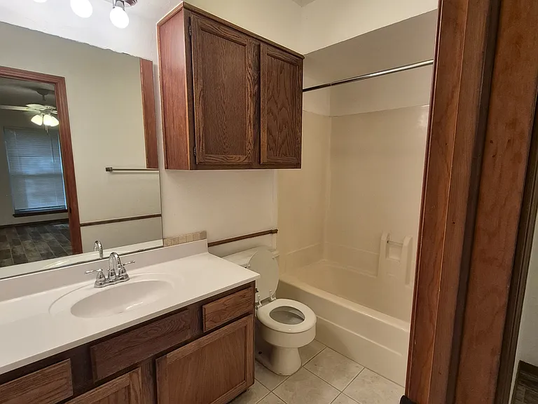 8110 NW 120th St #8110 — Photo 17