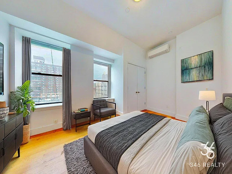 269 W 134th St #Penthouse 4 — Photo 3