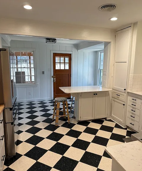 6820 Goodwood Ave — Photo 9