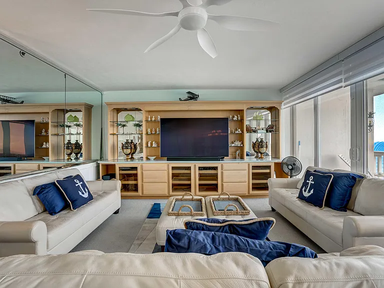 840 Ocean Dr #Penthouse C — Photo 29