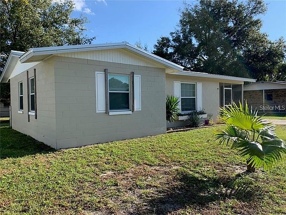 3rd image of 2471 Duval Ave