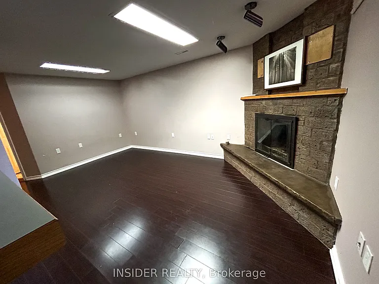 98 White Blvd — Photo 16