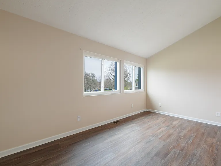 3383 Willington Dr — Photo 18