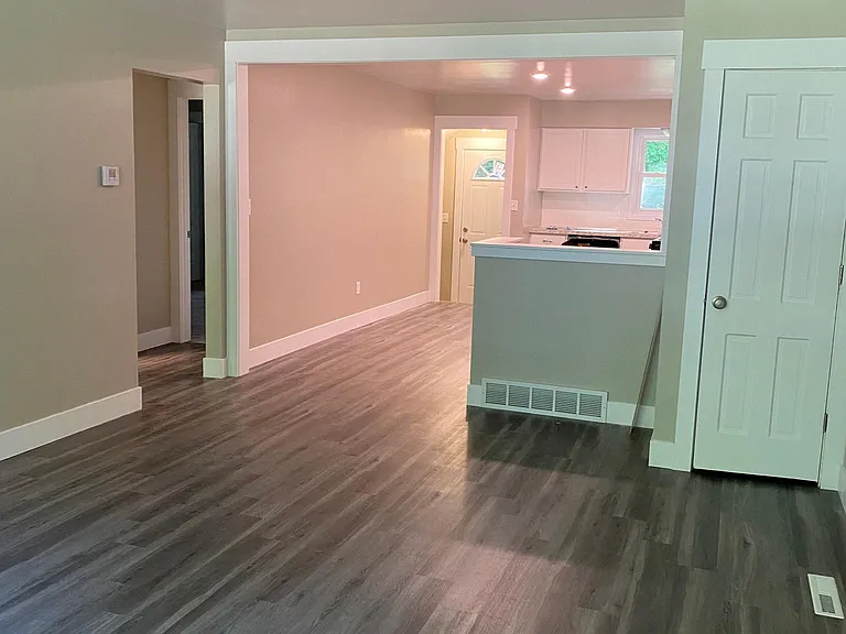 In the family room looking at the kitchen area