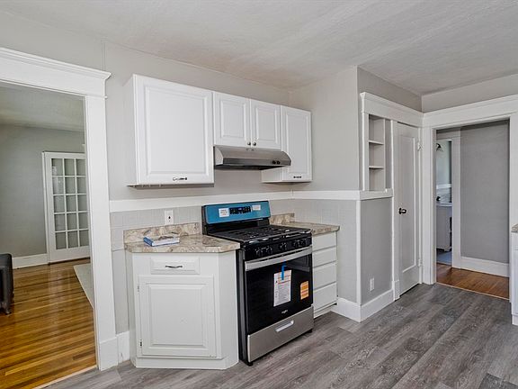 5th image of 424 Carew St