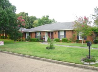 138 Long Meadow Rd, Brandon, MS 39042