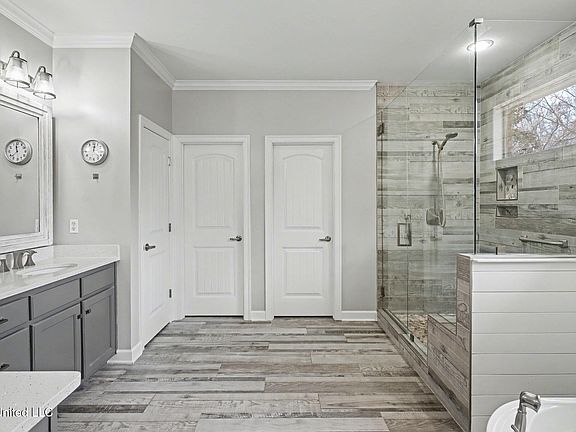 5th image of 14185 Chapel Ridge Trl