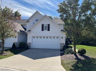 772 Wildberry Cir, Avon Lake, OH
