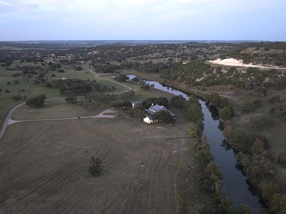 4th image of 730 Eagle Rdg E