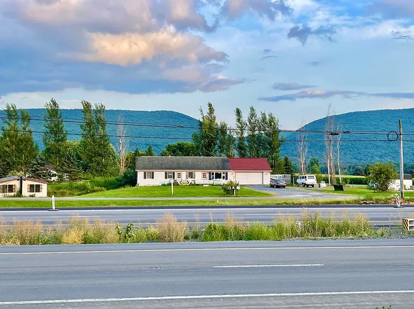 55 Browns Ln, Linden, PA 17744