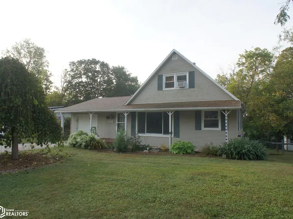 608 Lincoln Dr, Webster City, IA 50595