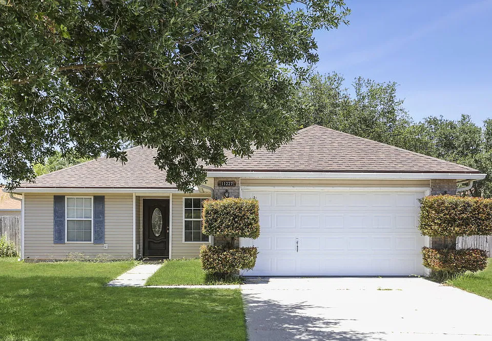 11227 Stanley Steamer Ln