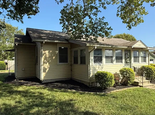 251 G St, Carneys Point, NJ 08069