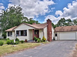 3 McIntosh Dr, Peru, NY 12972