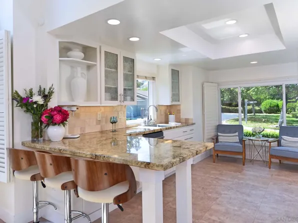 2207 Caminito Cabala, La Jolla, CA 92037