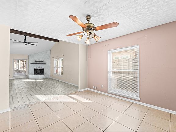 5th image of 7210 Candy Ridge Rd