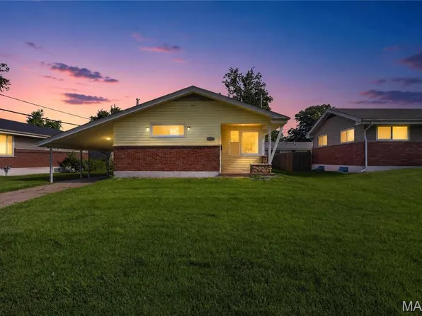 2207 Hollis Dr, Saint Louis, MO 63136