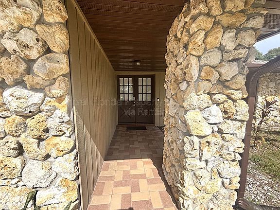 2nd image of 1009 Terry Dr