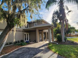 6830 68th Ave E, Bradenton, FL 34203