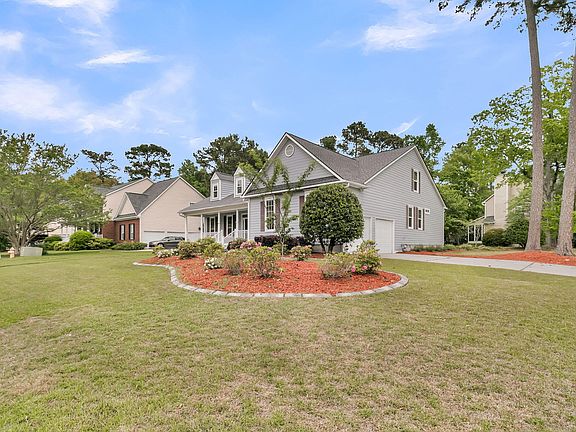 5th image of 325 Club View Rd