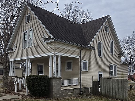 4th image of 608 S Broadway St