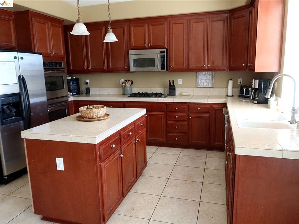2nd image of 5036 Montevino Way