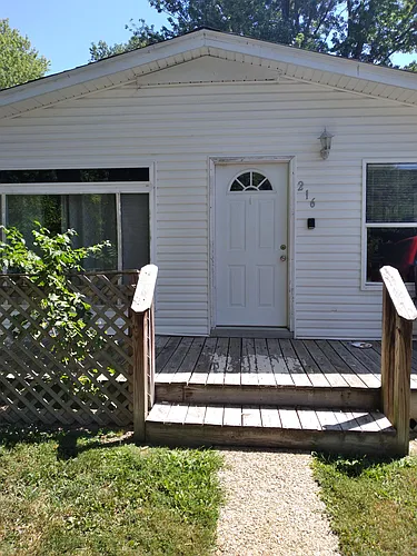 216 S Pecan St Photo 1