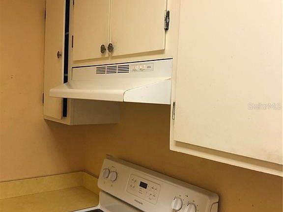 4th image of 1047 Spring Meadow Dr #1047