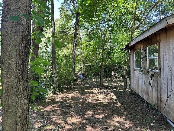 5th image of 125 Big Bend Dr