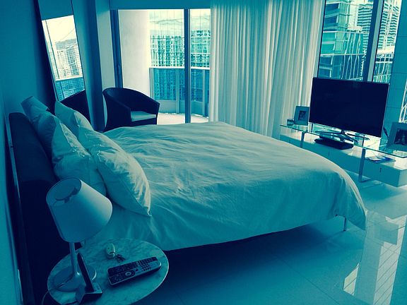 4th image of 200 Biscayne Blvd Unit 3801